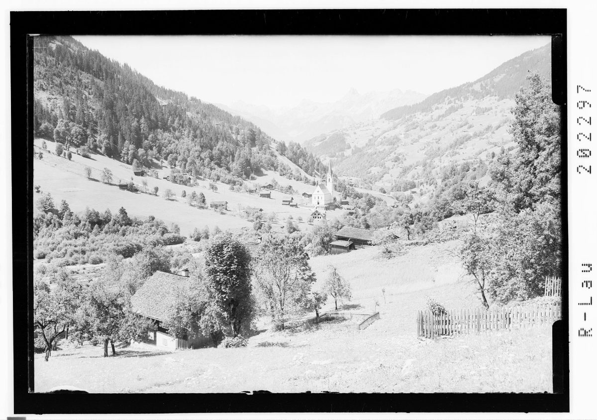 Silbertal mit Blick zur Scesaplana und Zimba